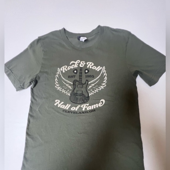 ROCK & ROLL HALL OF FAME GRAPHIC T-SHIRT
OLIVE GREEN W/ CREAM WRITING SIZE SMALL - Picture 8 of 9